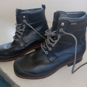 Mens uggs combat boots